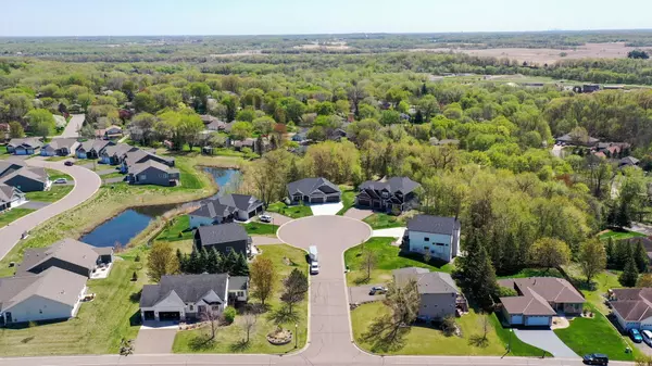 Saint Michael, MN 55376,422 Overlook CIR SE