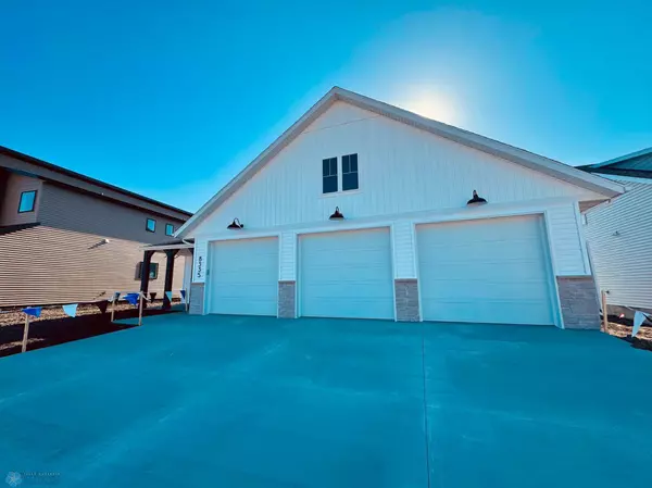8335 61st ST S, Horace, ND 58047