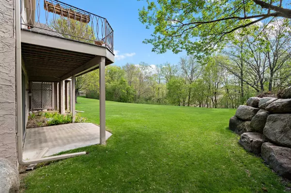 Minnetonka, MN 55345,19010 Ashcroft CIR