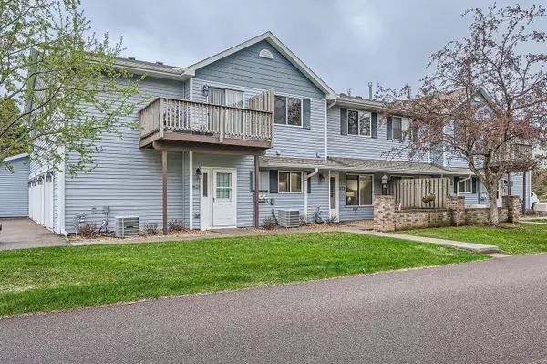 Oakdale, MN 55128,7510 15th Street LN N