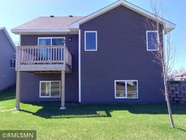 Isanti, MN 55040,1006 Pleasant View CT NW