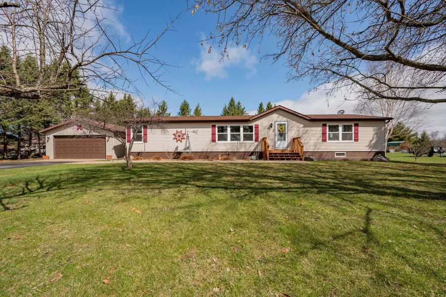 2765 Fraser ST, La Prairie, MN 55744