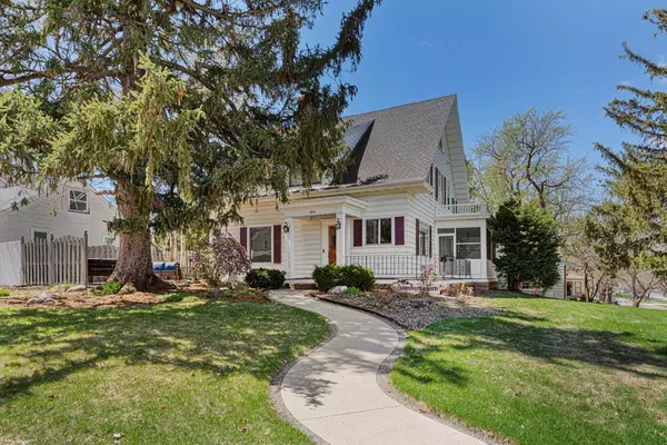 Owatonna, MN 55060,604 S Elm AVE