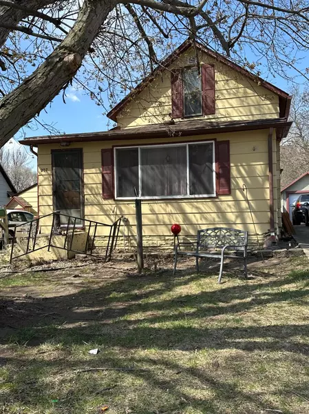 207 N Kniss AVE, Luverne, MN 56156