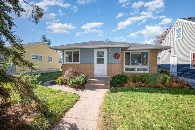 3812 2 1/2 ST NE, Columbia Heights, MN 55421