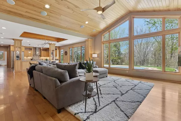 Medina, MN 55356,2200 Tamarack DR
