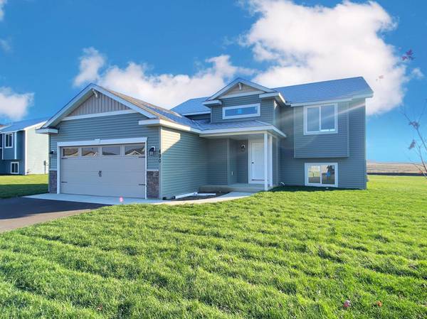 790 South ST, Paynesville, MN 56362