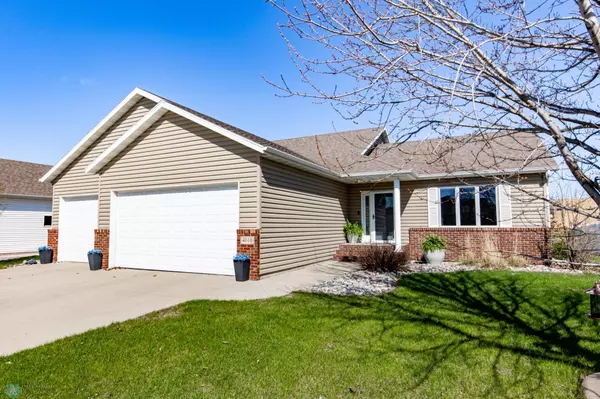 Moorhead, MN 56560,4010 10th ST S