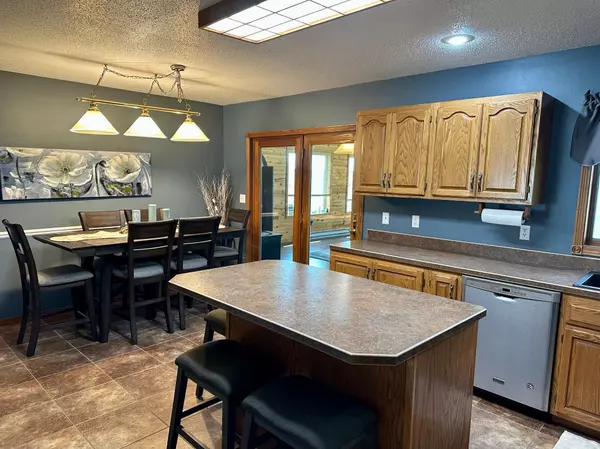 Hardwick, MN 56134,120 S Buckingham ST