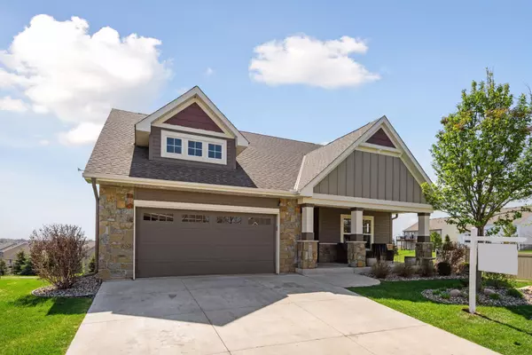 Waconia, MN 55387,701 Somerwood WAY