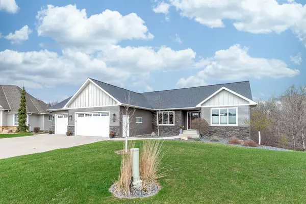 Mankato, MN 56001,109 Sienna CT