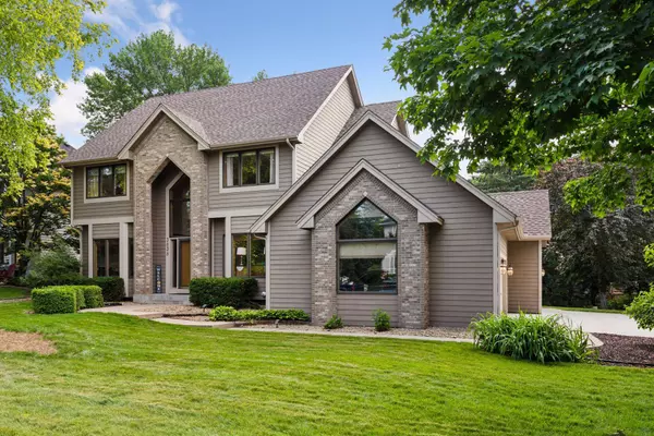 Eagan, MN 55123,3838 Bridgewater DR