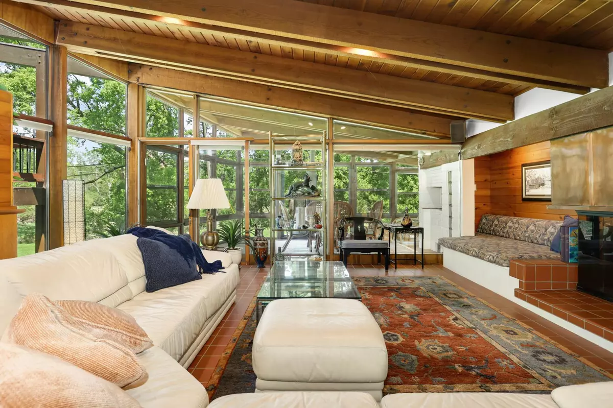 Saint Louis Park, MN 55416,4618 Cedarwood RD