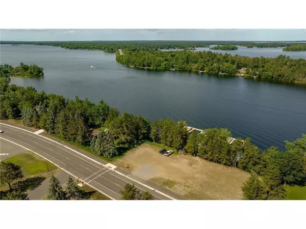 Crosslake, MN 56442,37138 Blacksmith PL