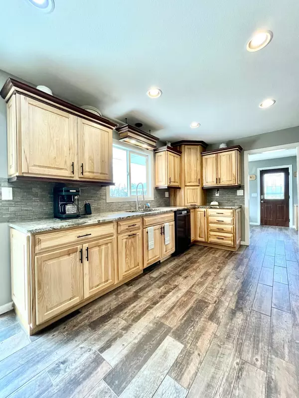 Bemidji, MN 56601,1800 Island View DR