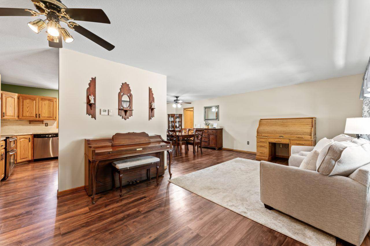 Faribault, MN 55021,1530 250th CT E