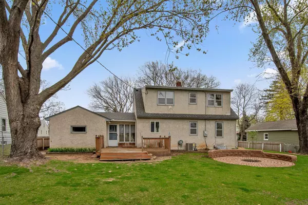 Maplewood, MN 55117,130 Skillman AVE E