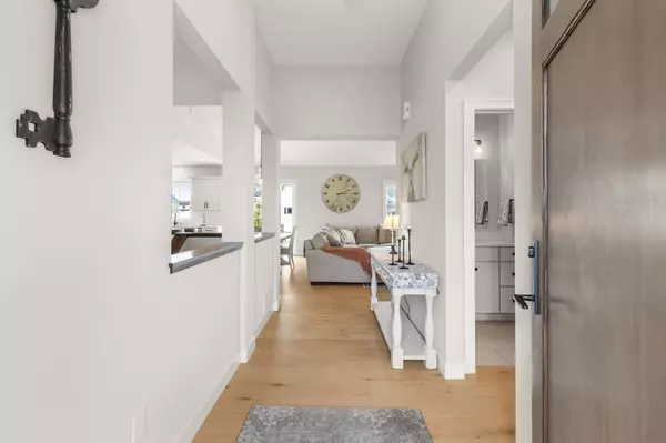 Chaska, MN 55318,4018 Savanna CT