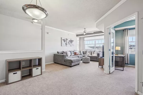 Woodbury, MN 55129,10035 City Walk DR #202