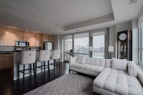 929 Portland AVE #1805, Minneapolis, MN 55404