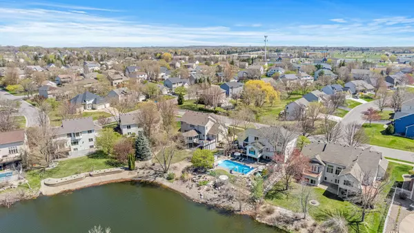 14217 Footbridge WAY, Apple Valley, MN 55124
