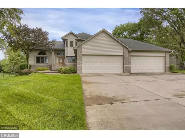 Ham Lake, MN 55304,729 152nd AVE NE