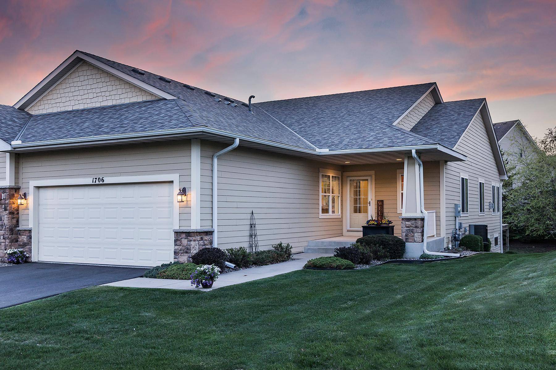 1706 Alphon DR, Victoria, MN 55386