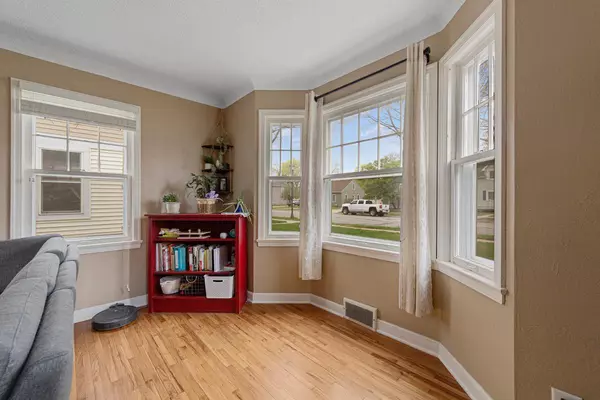 North Mankato, MN 56003,728 Belgrade AVE