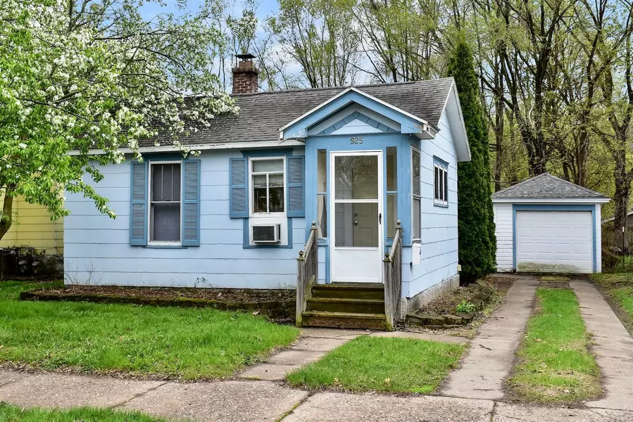 925 W King ST, Winona, MN 55987