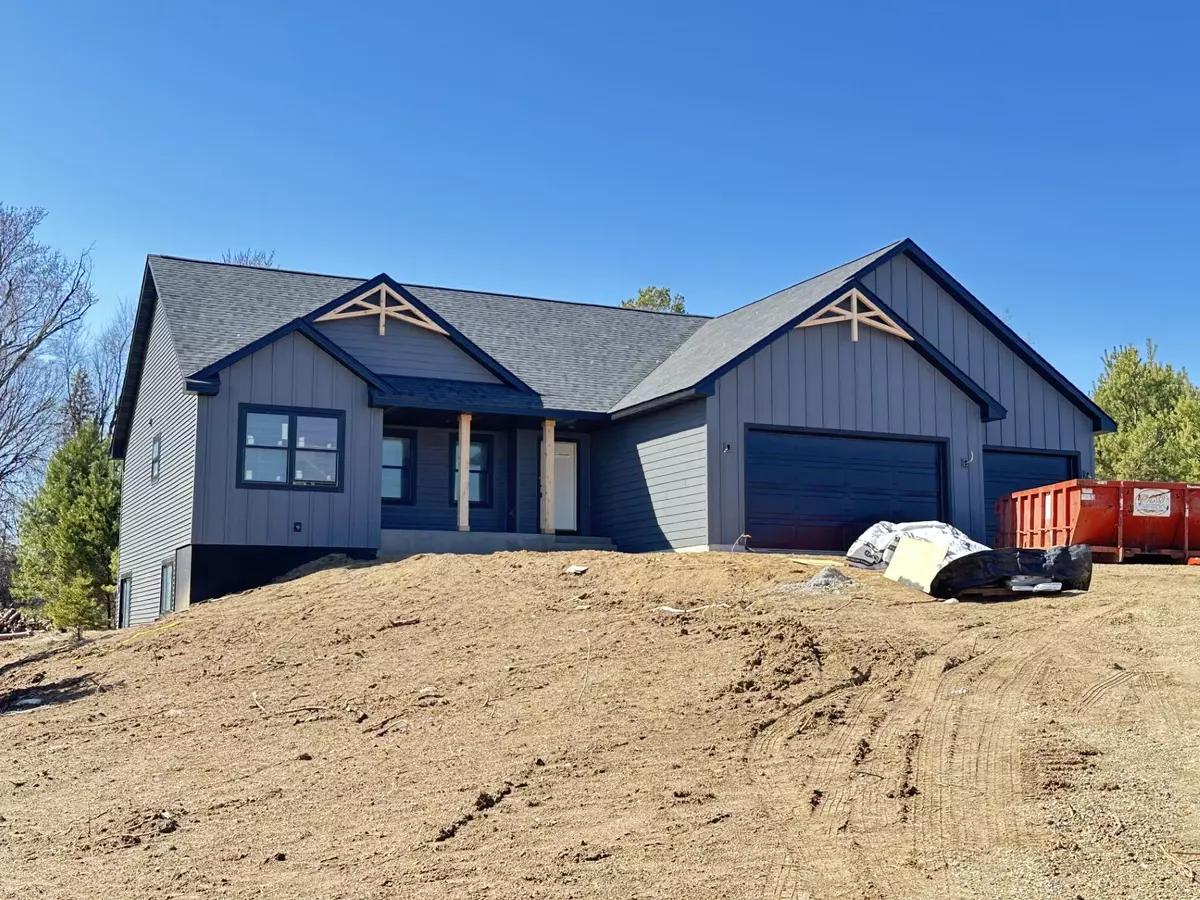 New Richmond, WI 54017,905 148th AVE