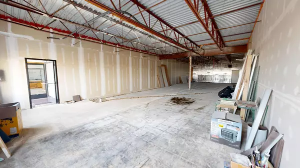 Redwood Falls, MN 56283,1380 E Bridge ST #vanilla