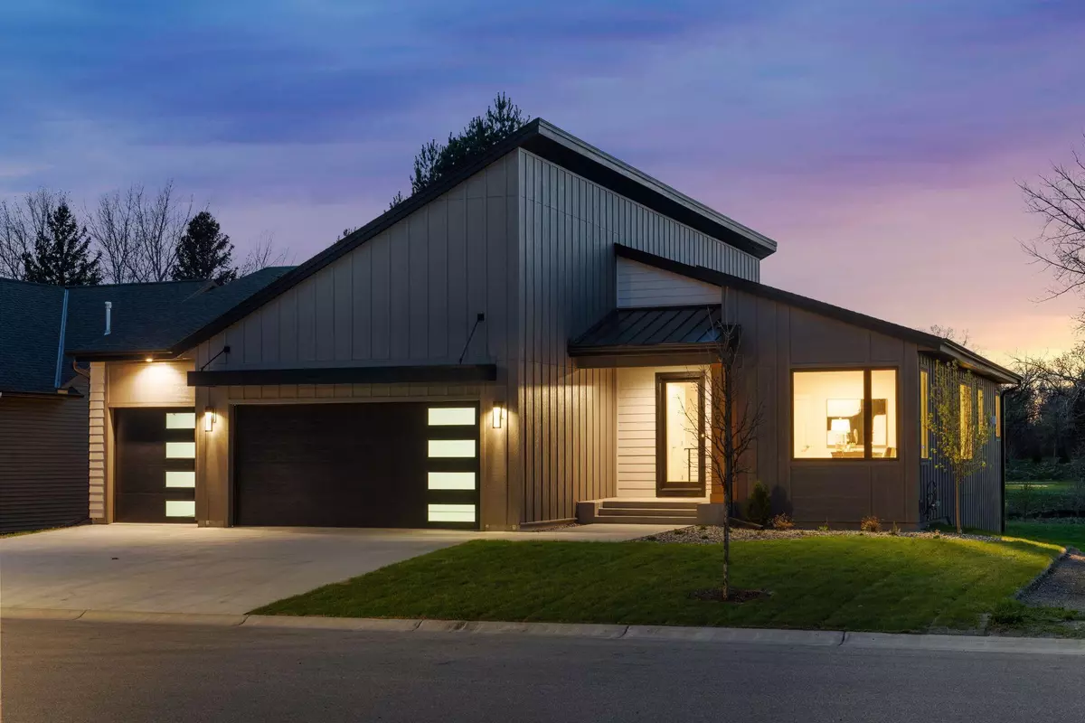 Waconia, MN 55387,1952 Campfire DR E