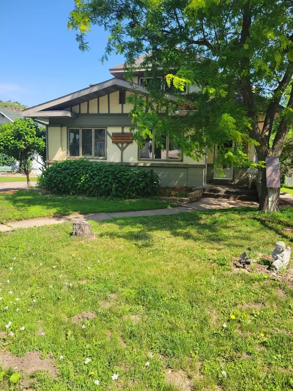 Red Wing, MN 55066,560 E 7th ST