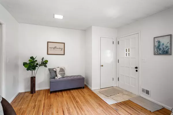 Saint Louis Park, MN 55426,7011 W 23rd ST