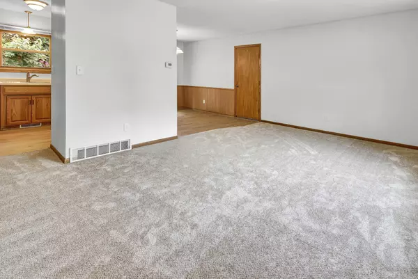Sartell, MN 56377,204 8th ST N