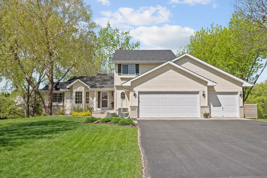 15777 Cardinal CIR, Rosemount, MN 55068