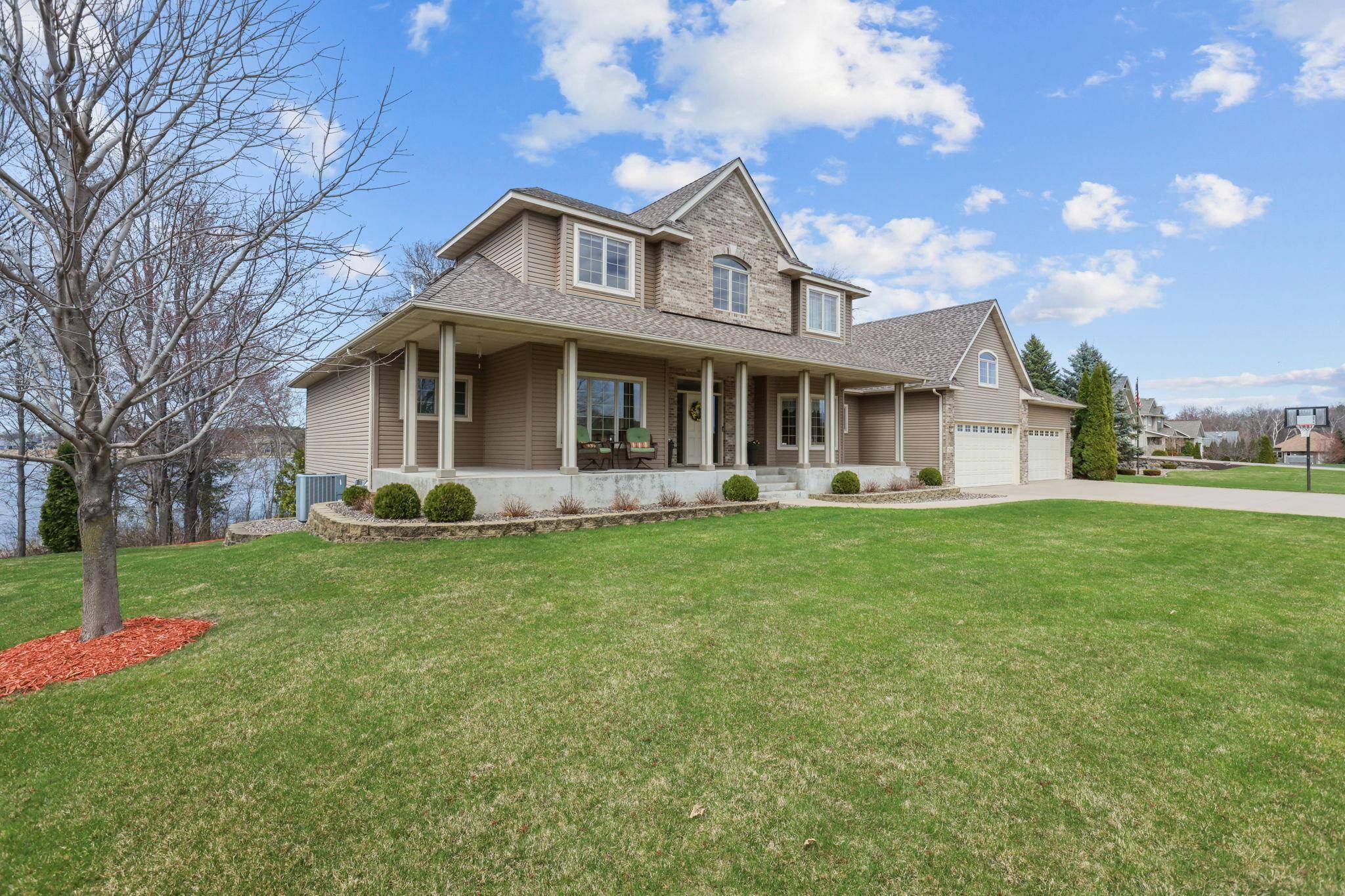 Wyoming, MN 55092,25124 Firefly AVE