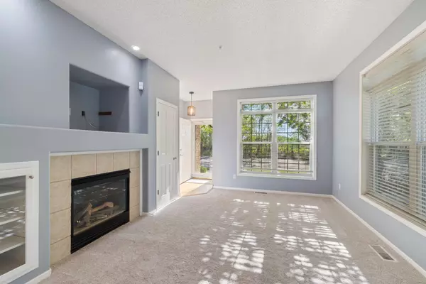 Eden Prairie, MN 55347,10100 Bridgehill TER