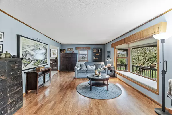 Bloomington, MN 55431,9717 Queen RD