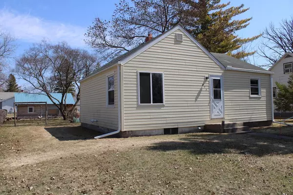 Thief River Falls, MN 56701,712 Kendall AVE S