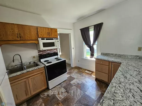 Wahpeton, ND 58075,214 2nd AVE N
