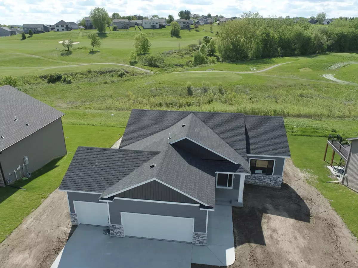 Zumbrota, MN 55992,309 Highlands AVE