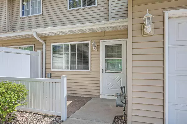 Hastings, MN 55033,2492 Yellowstone DR #82
