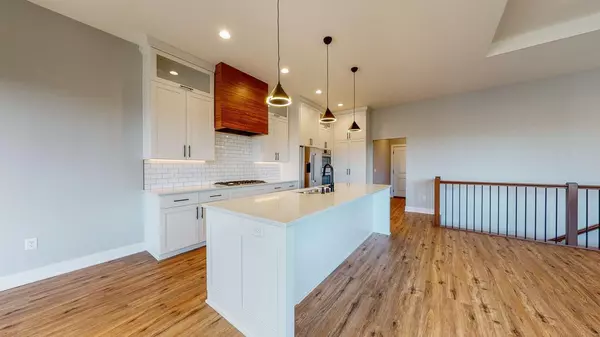 Rochester, MN 55901,928 Milborne LN NW