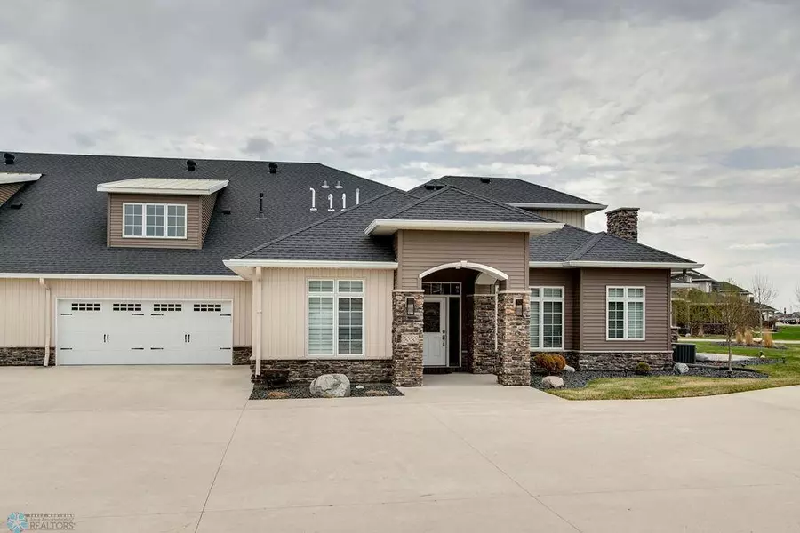 5050 Prosperity WAY S, Fargo, ND 58104