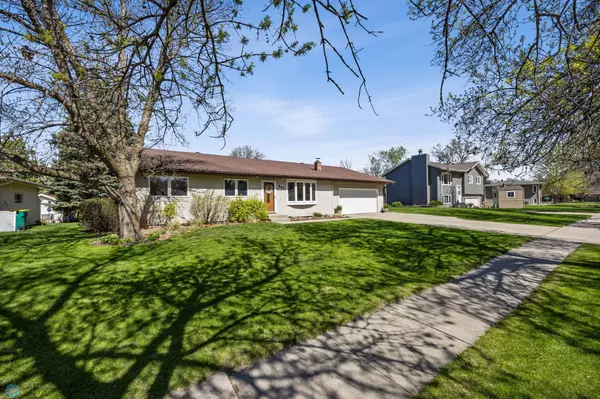 West Fargo, ND 58078,820 7th ST E