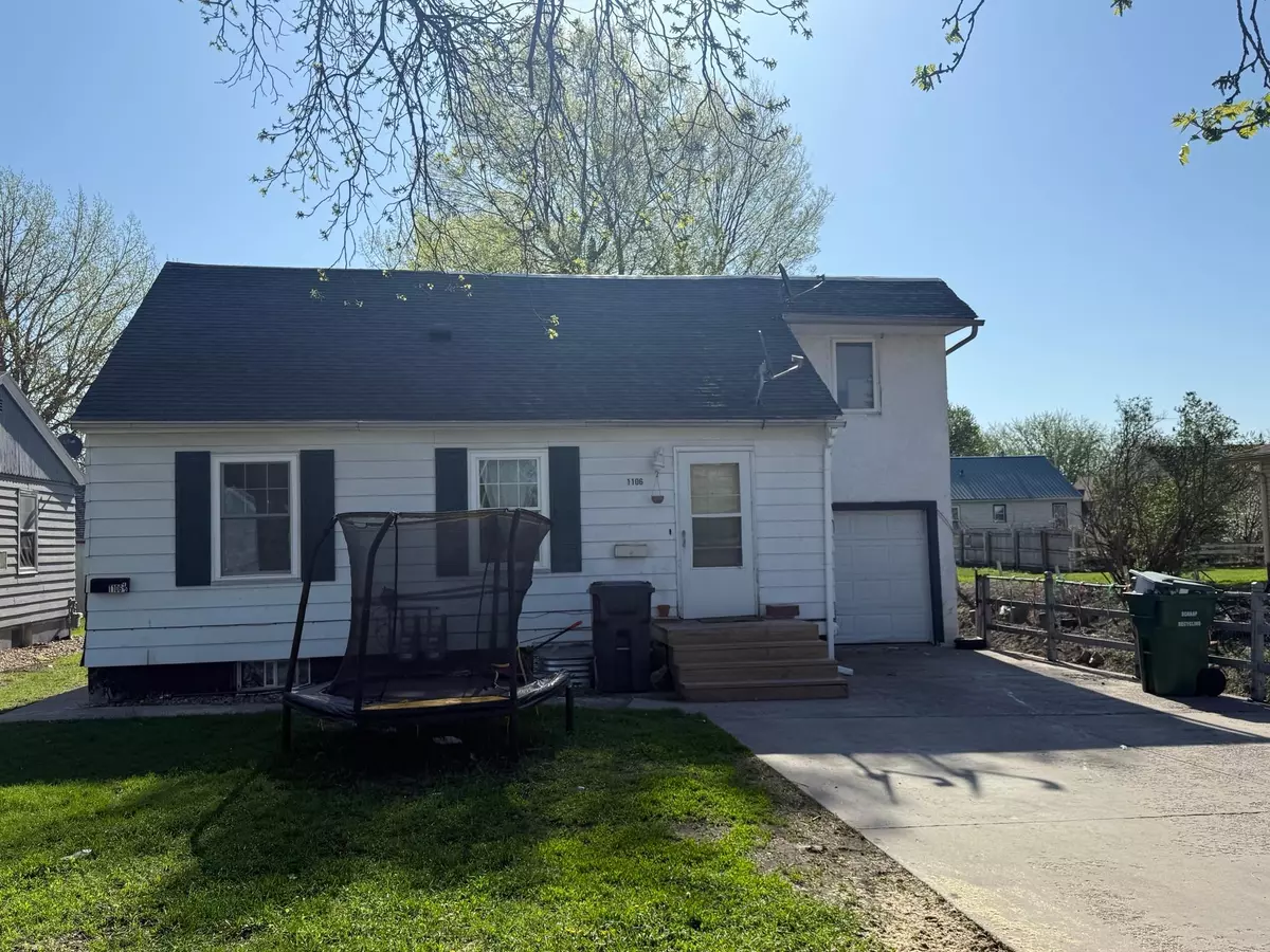 Worthington, MN 56187,1106 Mcmillan ST