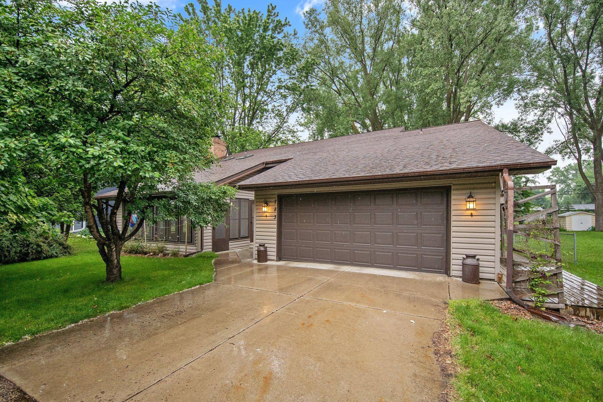 783 Berwood AVE, Vadnais Heights, MN 55127