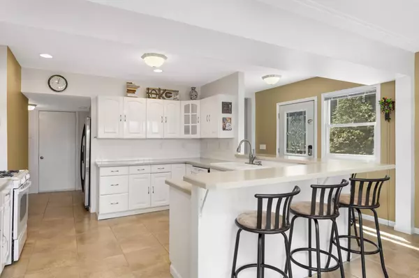 Forest Lake, MN 55025,1308 Bay DR SE