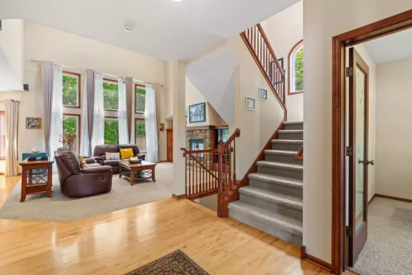Apple Valley, MN 55124,12800 Garrett CT